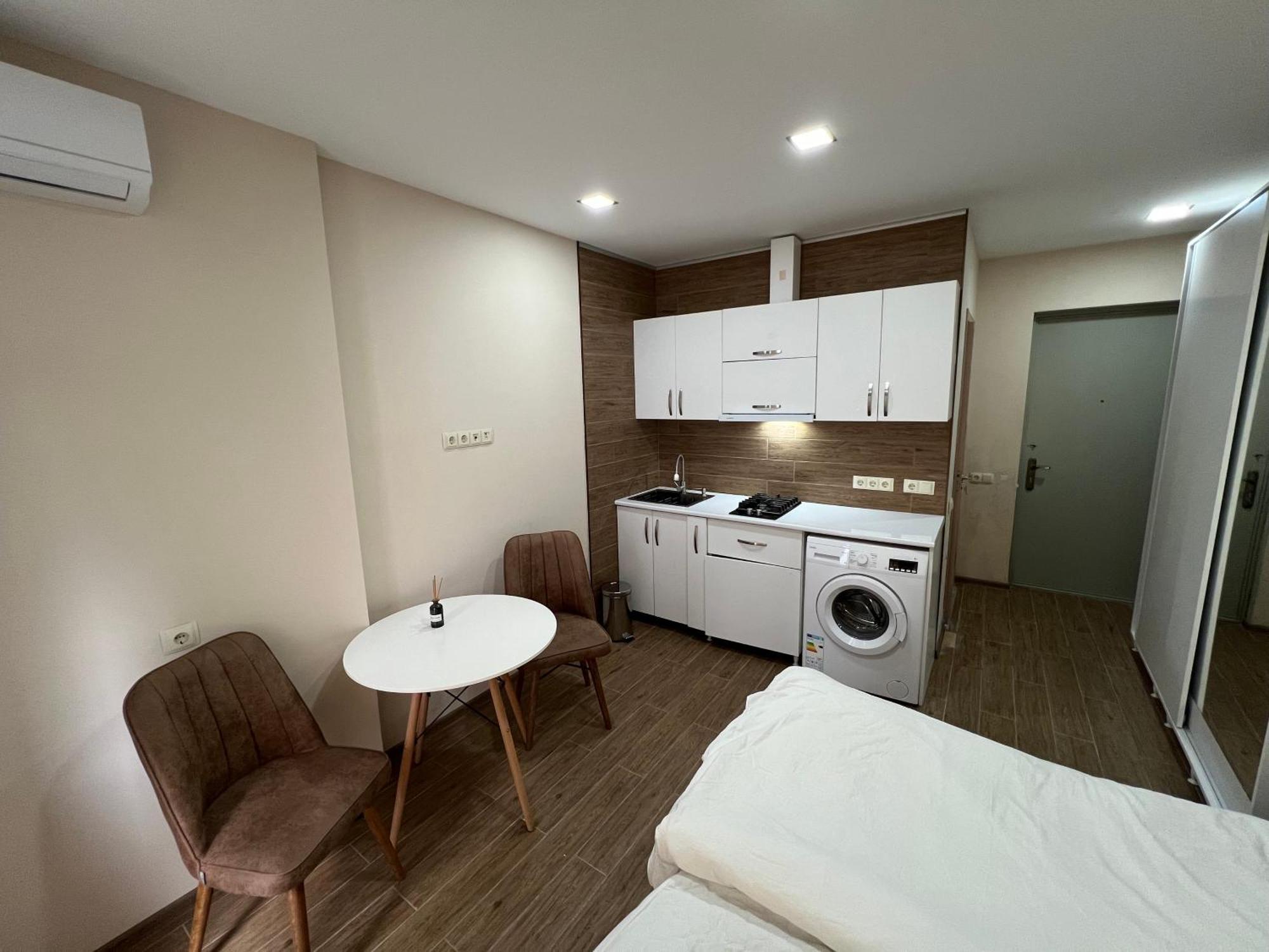 Hotel Paris Батуми Экстерьер фото